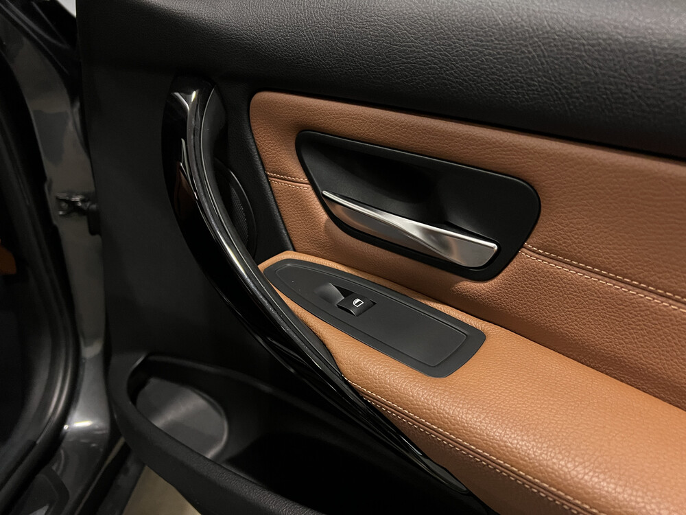 BMW 320i Touring Upgrade Edition 3er 184PS 2013, 76-ZVN-2