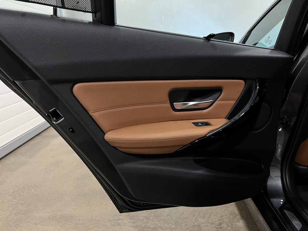 BMW 320i Touring Upgrade Edition 3er 184PS 2013, 76-ZVN-2