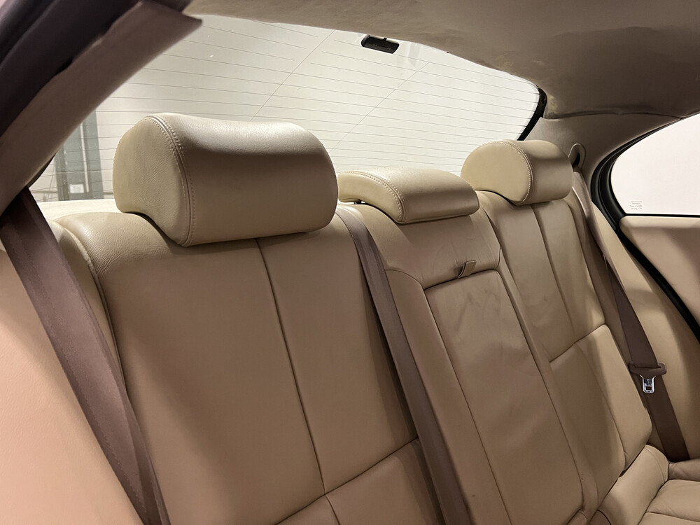 Jaguar S-type Executive 2.5 V6 208hp 2002, 86-JT-BZ