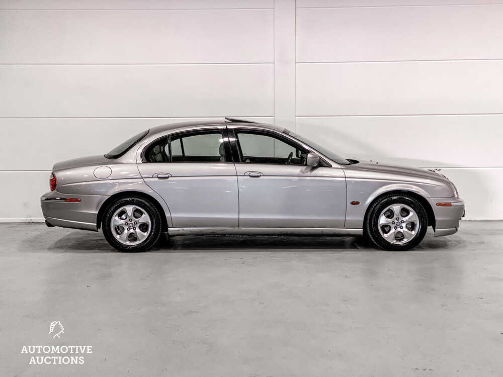 Jaguar S-type Executive 2.5 V6 208hp 2002, 86-JT-BZ