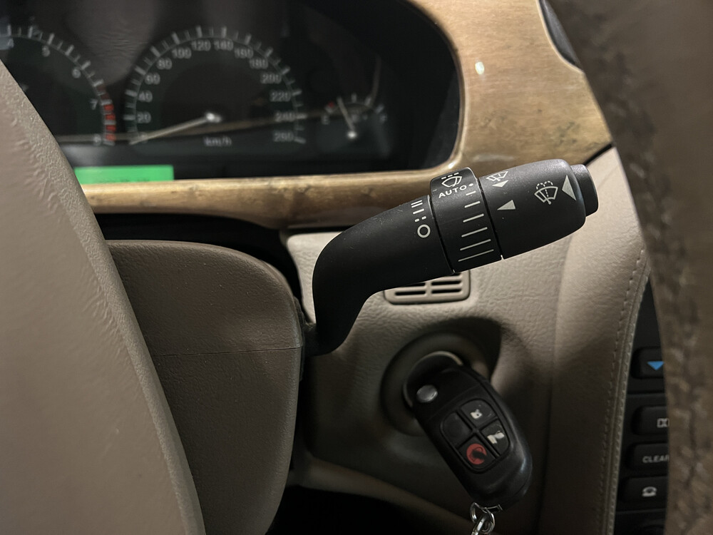 Jaguar S-type Executive 2.5 V6 208hp 2002, 86-JT-BZ