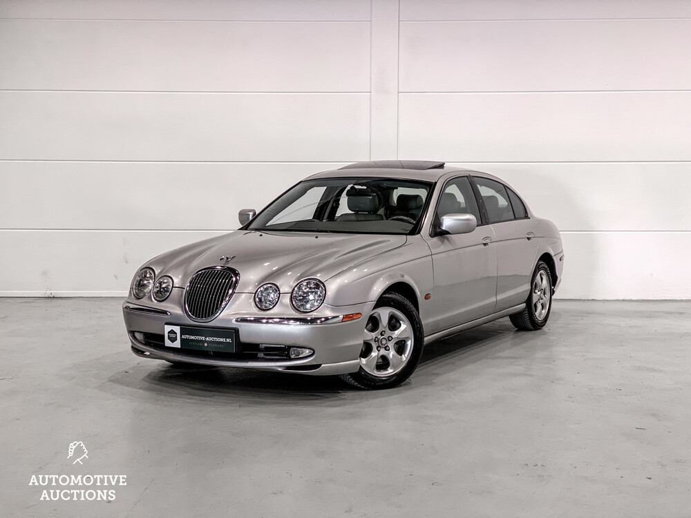 Jaguar S-type Executive 2.5 V6 208hp 2002, 86-JT-BZ