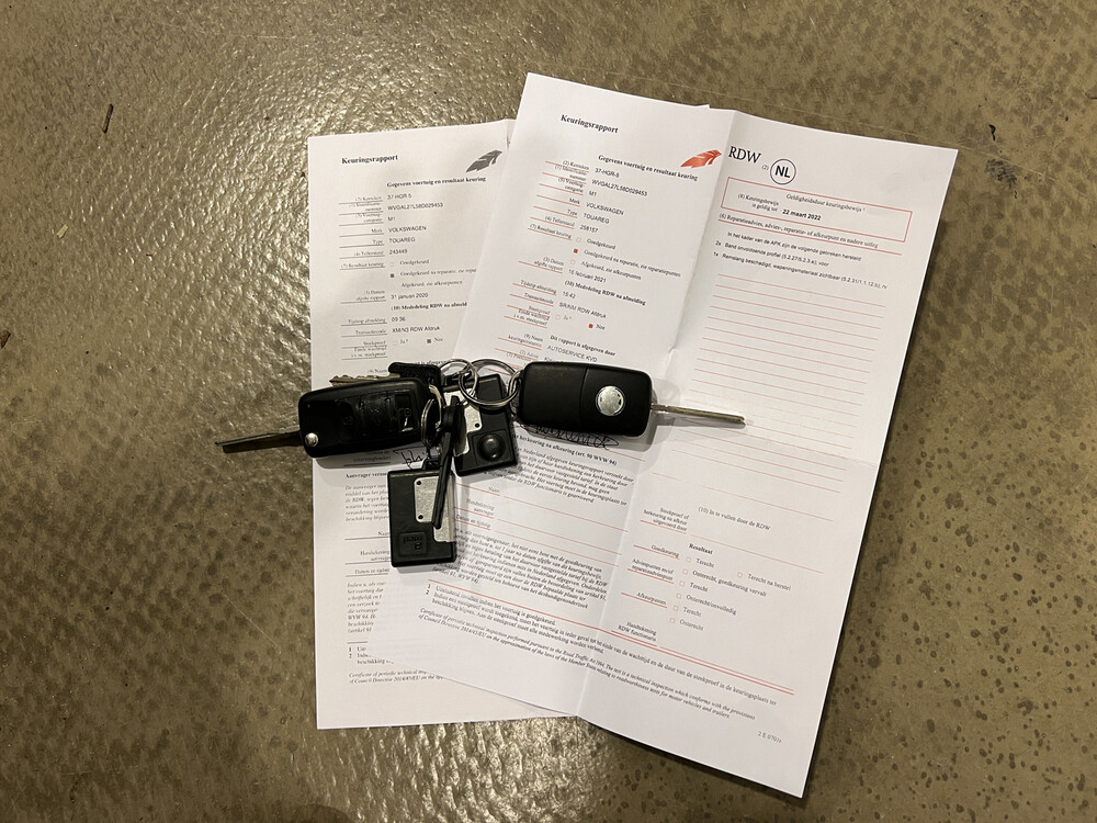 Volkswagen Touareg 3.6 V6 FSI Highline 280hp 2008, 37-HGR-5