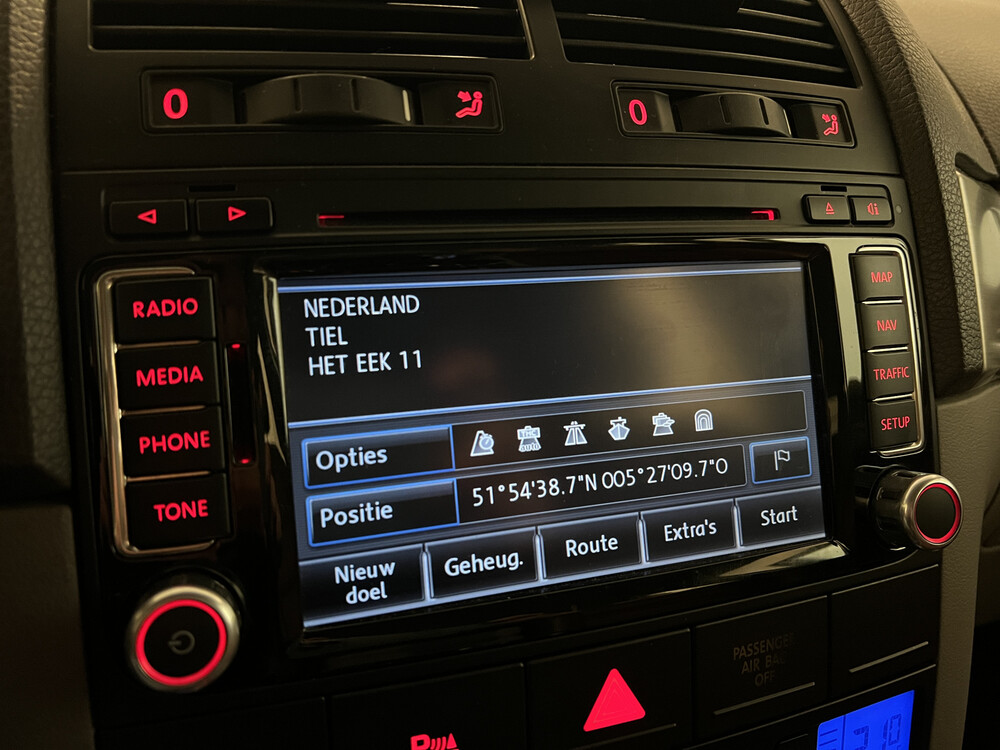 Volkswagen Touareg 3.6 V6 FSI Highline 280hp 2008, 37-HGR-5