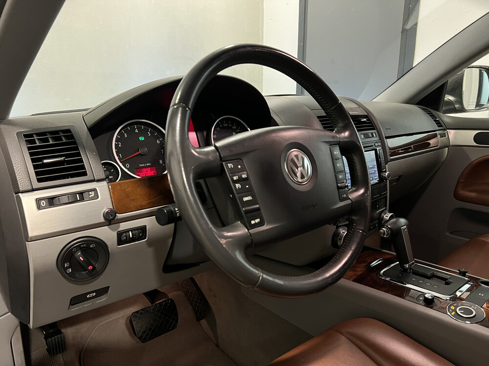 Volkswagen Touareg 3.6 V6 FSI Highline 280hp 2008, 37-HGR-5