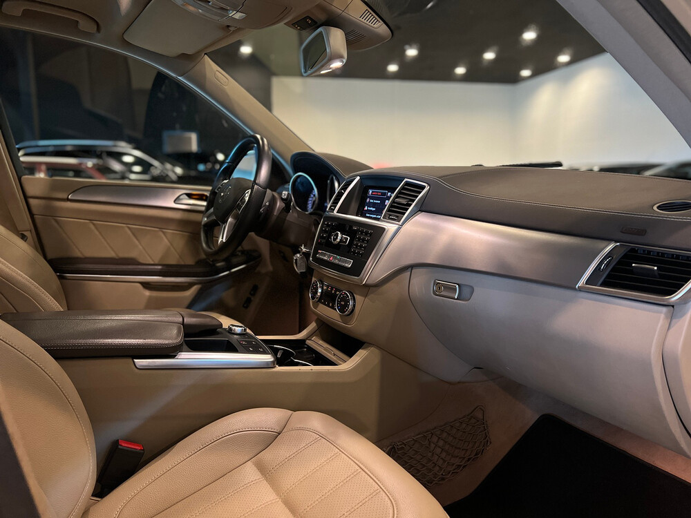 Mercedes-Benz GL350 Bluetec 4MATIC 258PS 2013 -Org. NL-, 2-KPR-31