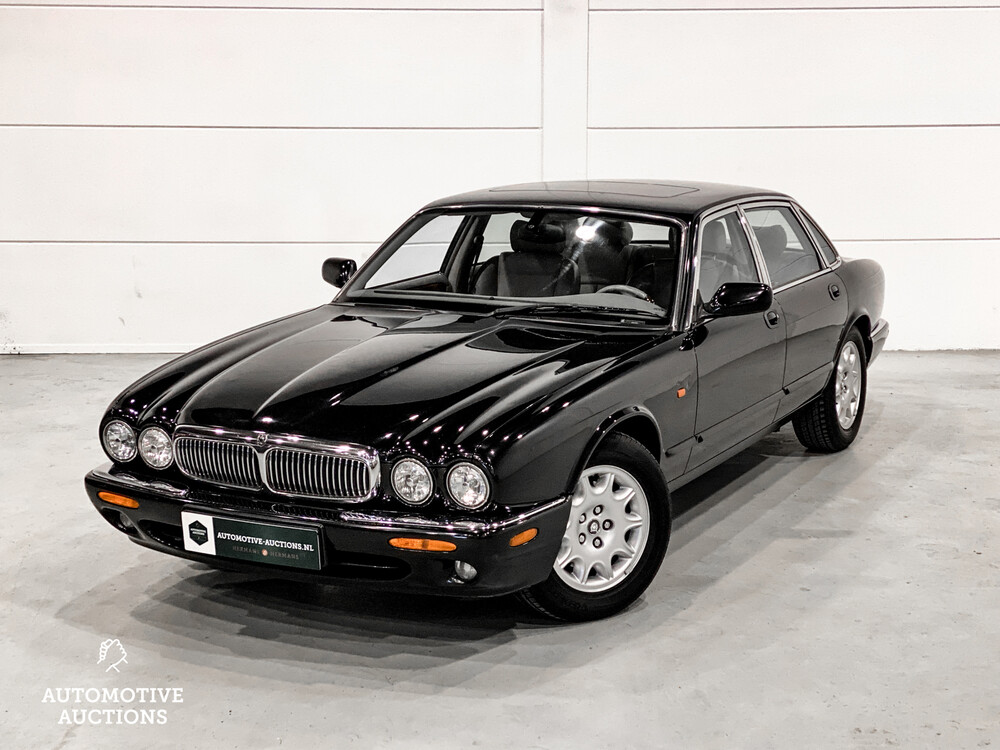 Jaguar XJ 3.2 V8 Executive 237hp 2002, 41-ZKN-1