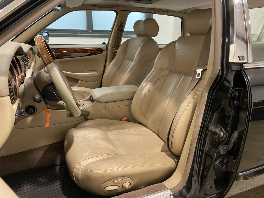 Jaguar XJ 3.2 V8 Executive 237hp 2002, 41-ZKN-1