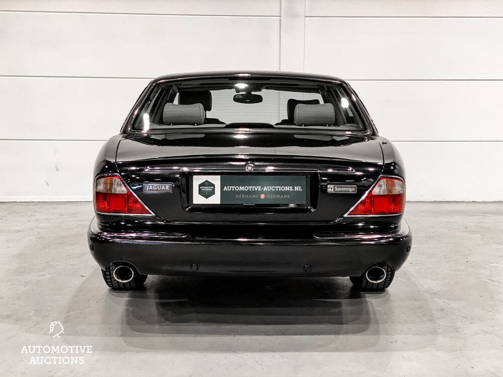 Jaguar XJ 3.2 V8 Executive 237hp 2002, 41-ZKN-1