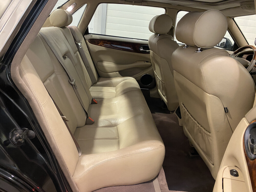 Jaguar XJ 3.2 V8 Executive 237hp 2002, 41-ZKN-1