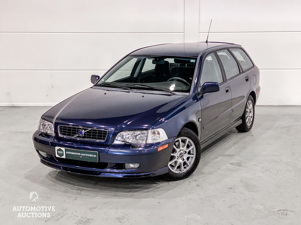 Volvo V40 Europa 136pk 2003 -Orig. NL-, 16-LR-RP