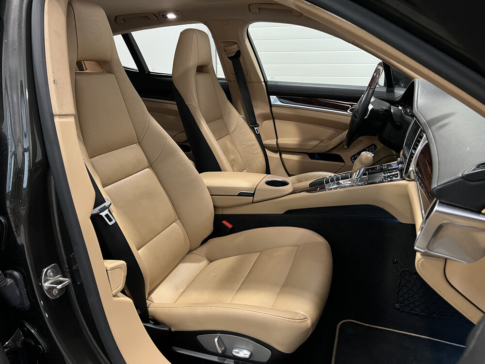 Porsche Panamera 3.6 V6 Platinum Edition SportChrono 299PS 2013, L-185-HT