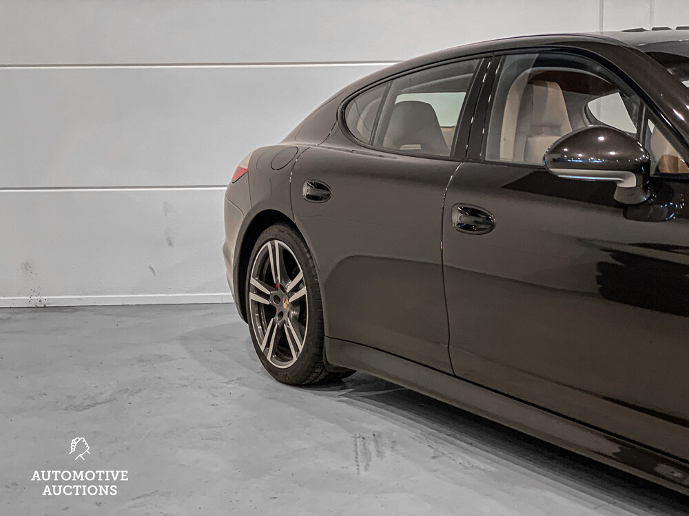 Porsche Panamera 3.6 V6 Platinum Edition SportChrono 299PS 2013, L-185-HT