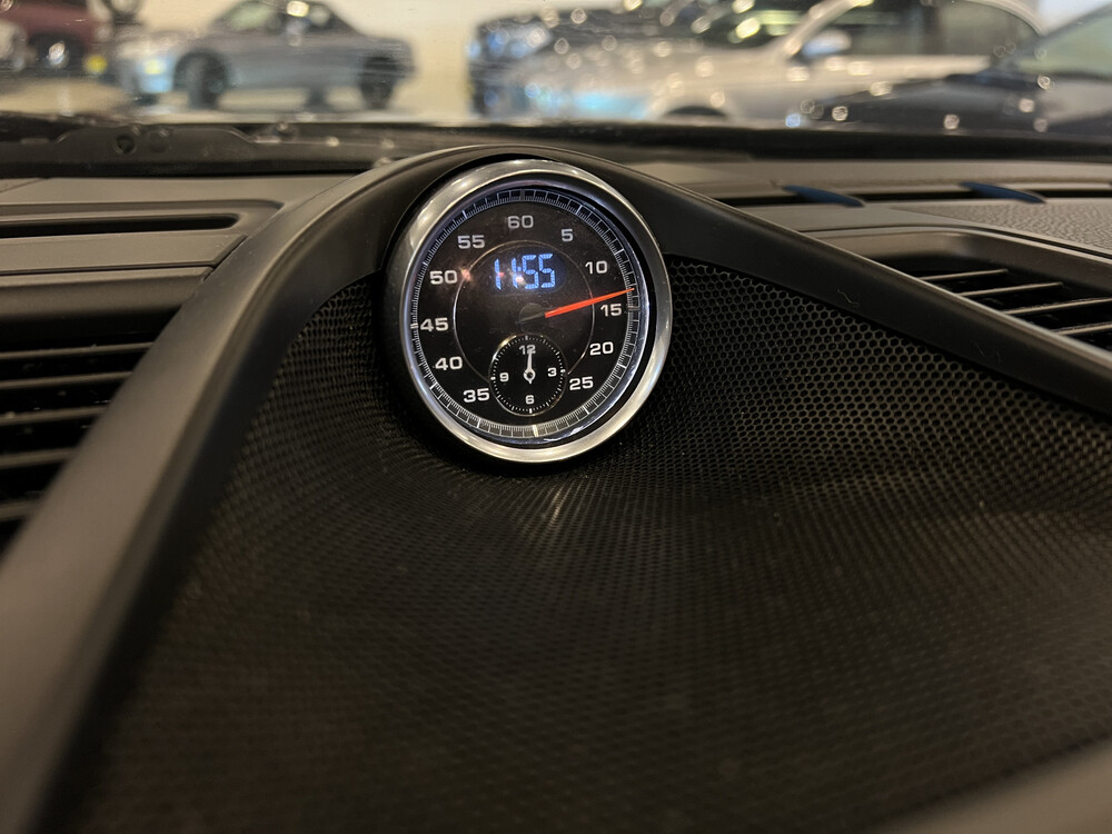 Porsche Panamera 3.6 V6 Platinum Edition SportChrono 299PS 2013, L-185-HT