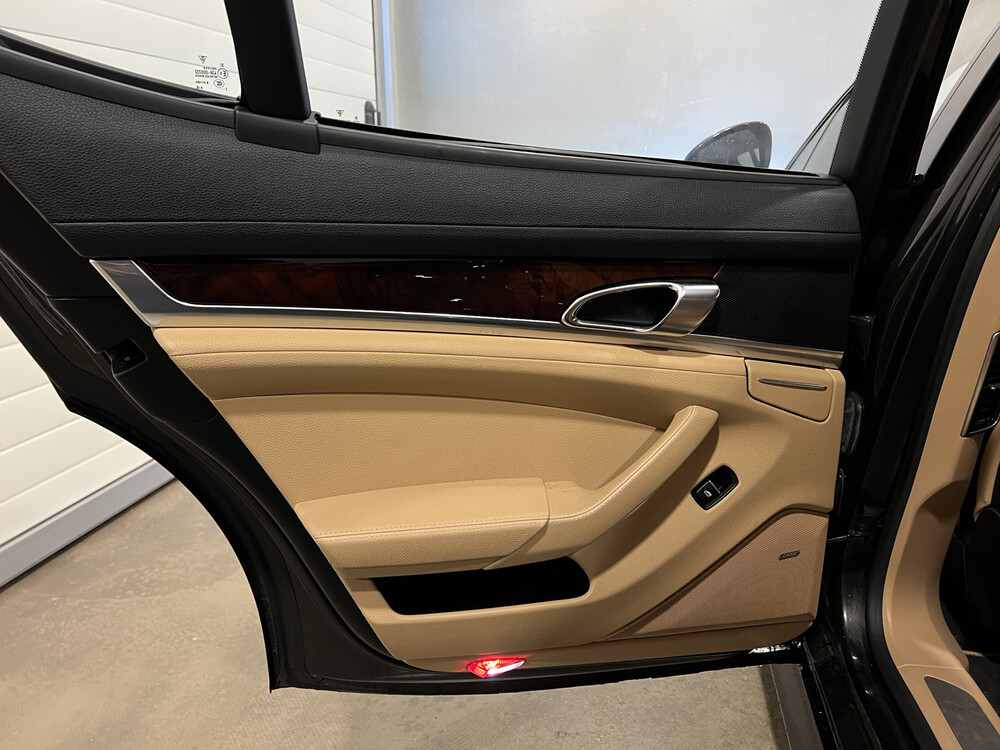 Porsche Panamera 3.6 V6 Platinum Edition SportChrono 299PS 2013, L-185-HT