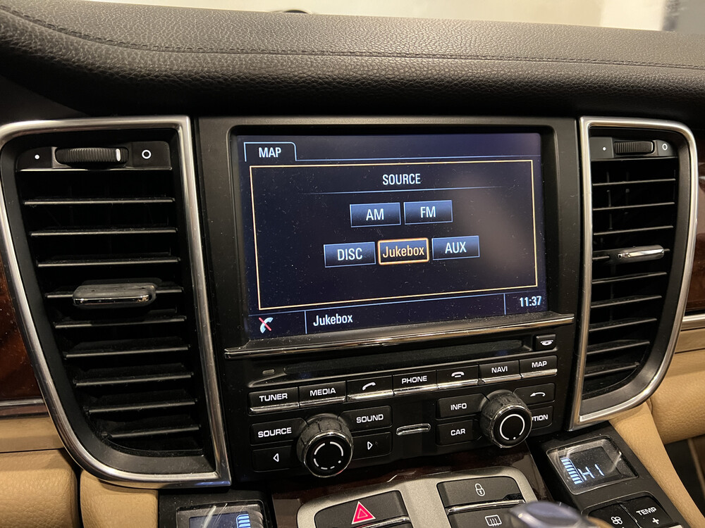 Porsche Panamera 3.6 V6 Platinum Edition SportChrono 299PS 2013, L-185-HT