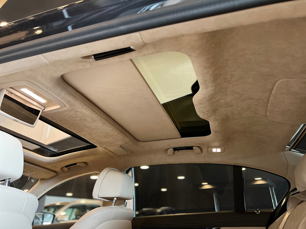 BMW M760Li xDrive M-Sport V12 7er LANG 609PS 2016 G12, L-128-BS