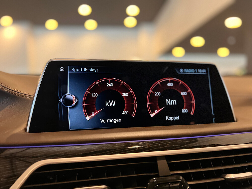 BMW M760Li xDrive M-Sport V12 7er LANG 609PS 2016 G12, L-128-BS