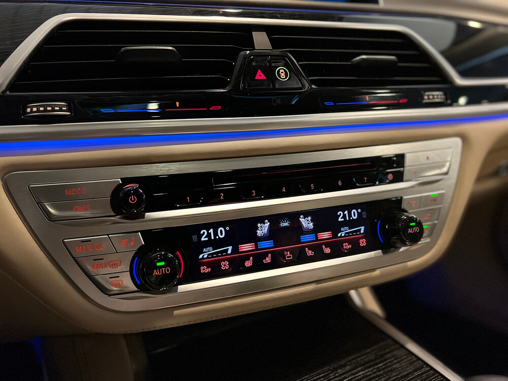 BMW M760Li xDrive M-Sport V12 7er LANG 609PS 2016 G12, L-128-BS