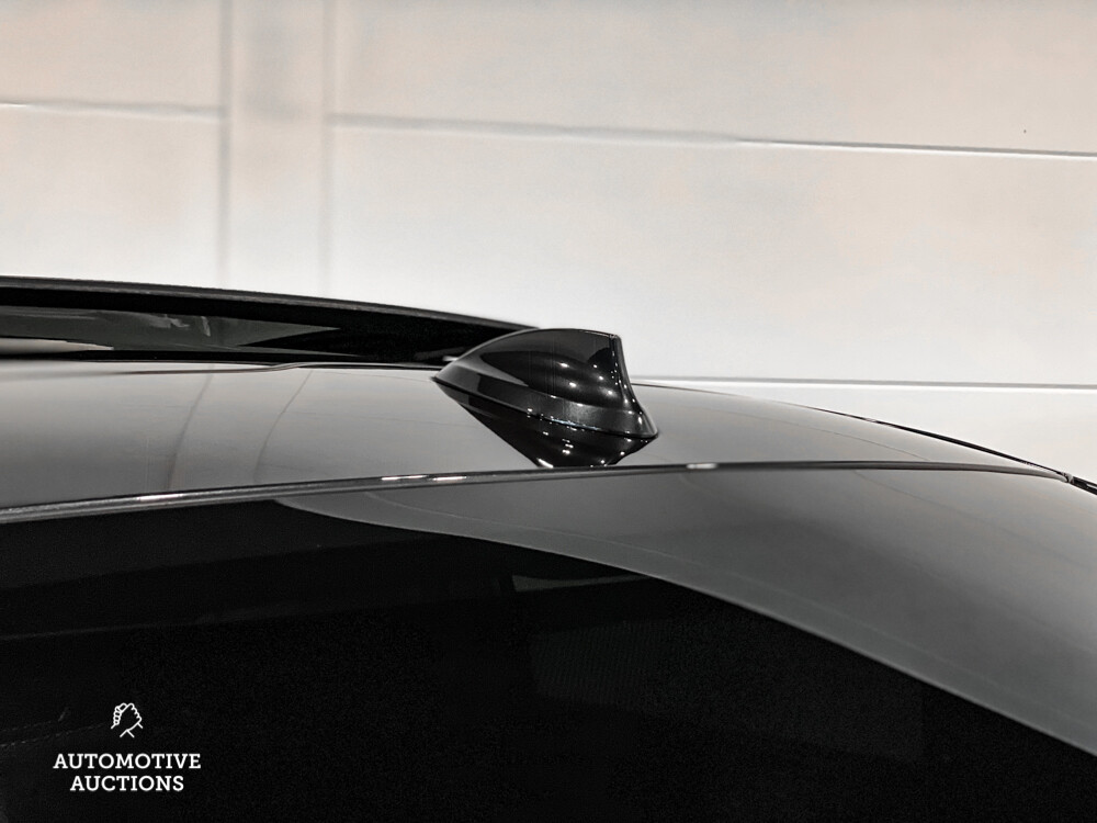 BMW M760Li xDrive M-Sport V12 7er LANG 609PS 2016 G12, L-128-BS