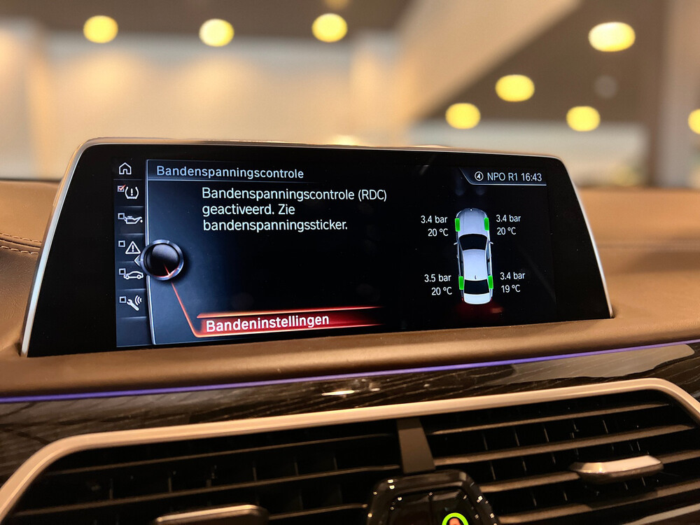 BMW M760Li xDrive M-Sport V12 7er LANG 609PS 2016 G12, L-128-BS