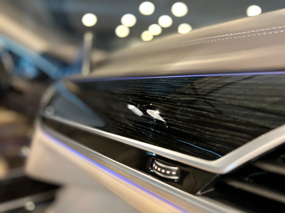 BMW M760Li xDrive M-Sport V12 7er LANG 609PS 2016 G12, L-128-BS