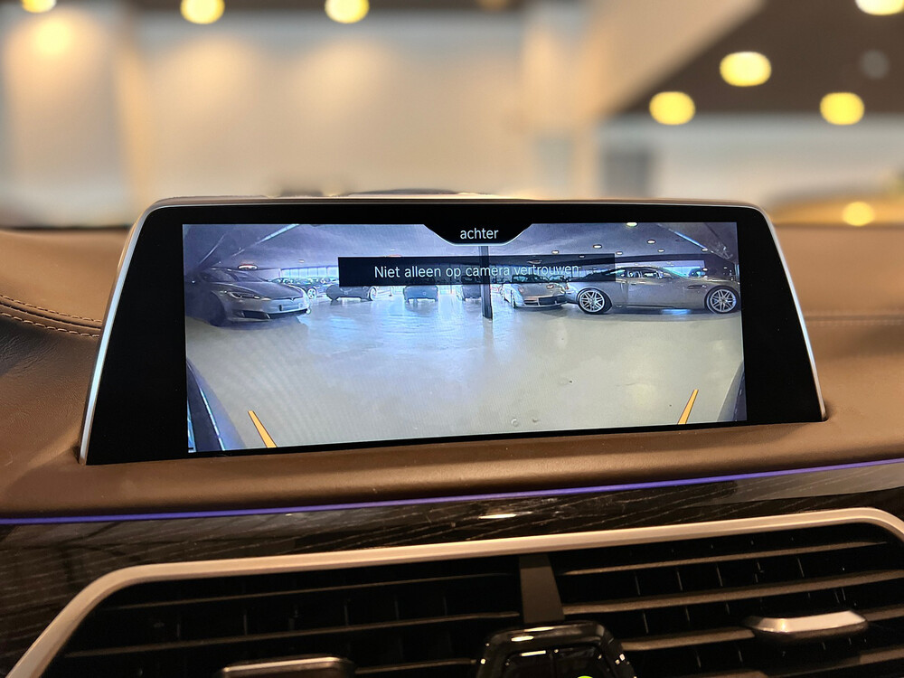 BMW M760Li xDrive M-Sport V12 7er LANG 609PS 2016 G12, L-128-BS