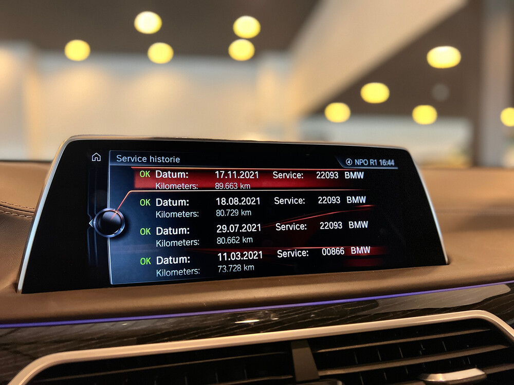 BMW M760Li xDrive M-Sport V12 7er LANG 609PS 2016 G12, L-128-BS