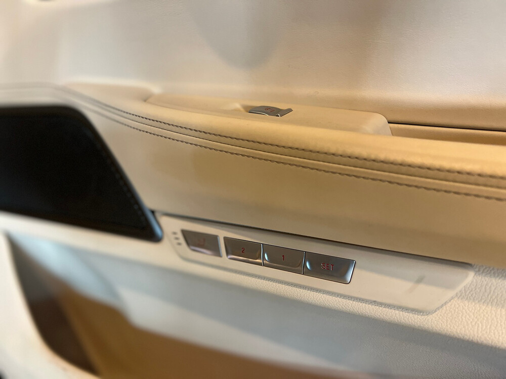 BMW M760Li xDrive M-Sport V12 7er LANG 609PS 2016 G12, L-128-BS