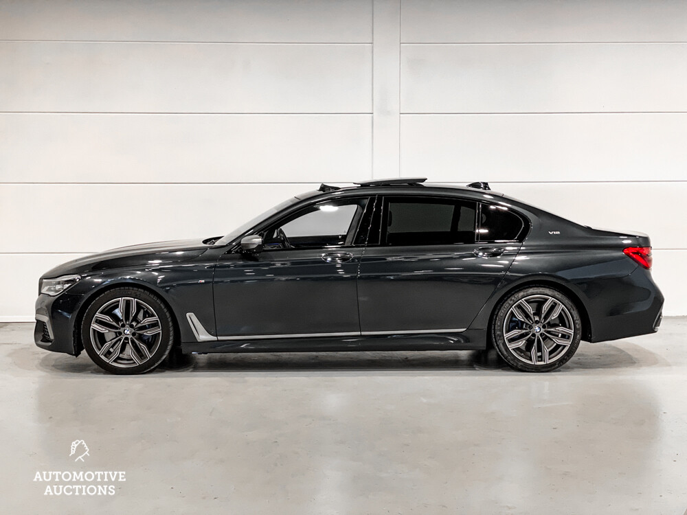 BMW M760Li xDrive M-Sport V12 7er LANG 609PS 2016 G12, L-128-BS