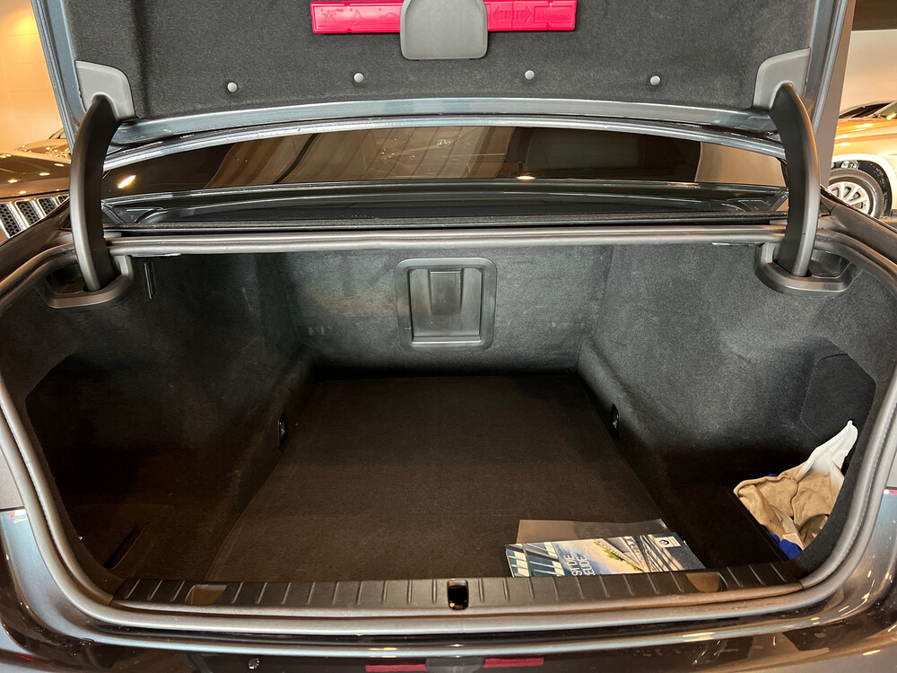 BMW M760Li xDrive M-Sport V12 7er LANG 609PS 2016 G12, L-128-BS