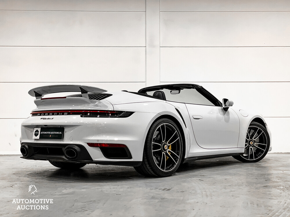 Porsche 911 992 Turbo S Cabriolet Sportchrono 650PS 2020 -Garantie-