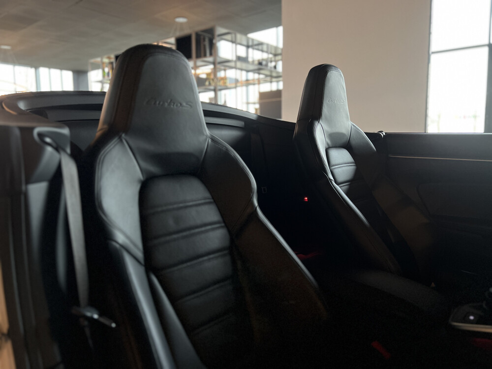 Porsche 911 992 Turbo S Cabriolet Sportchrono 650PS 2020 -Garantie-