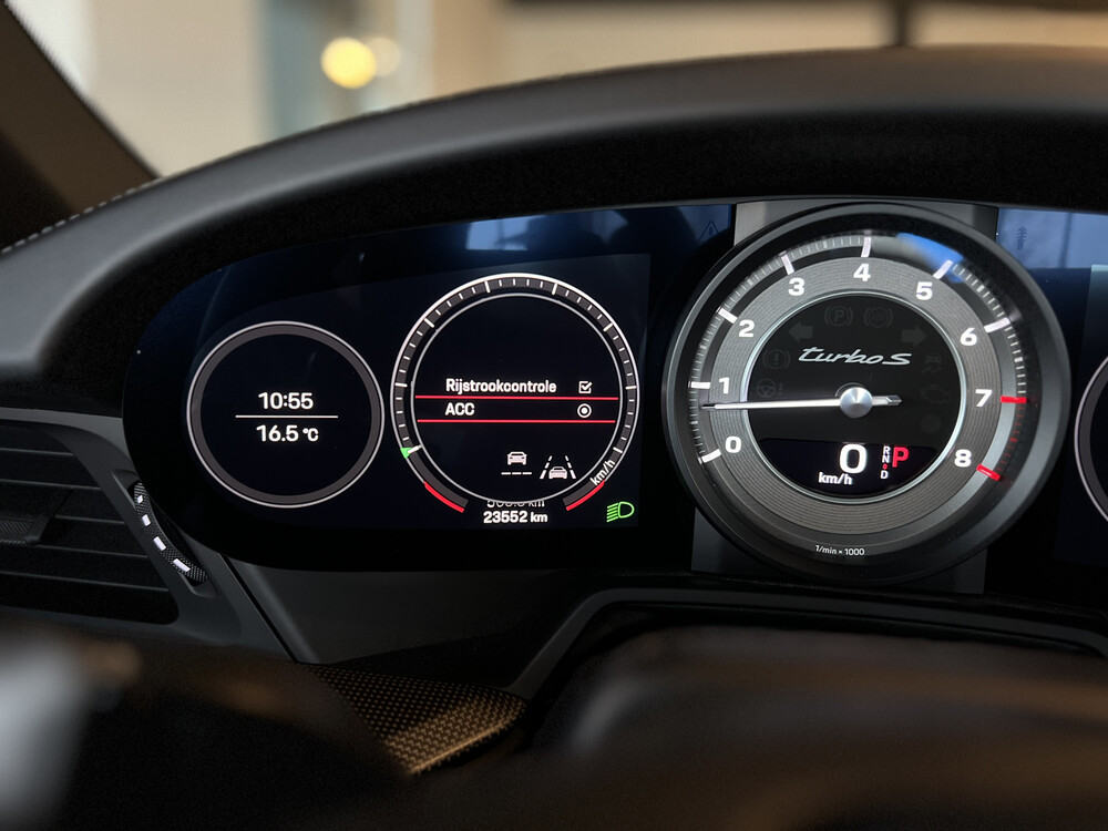 Porsche 911 992 Turbo S Cabriolet Sportchrono 650PS 2020 -Garantie-