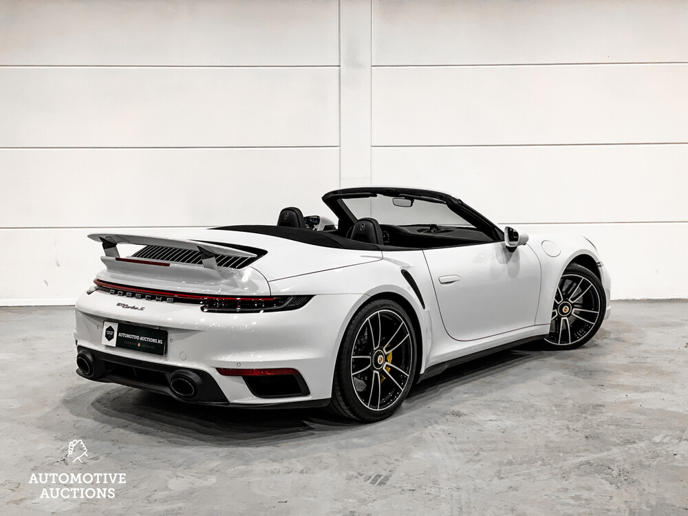 Porsche 911 992 Turbo S Cabriolet Sportchrono 650PS 2020 -Garantie-