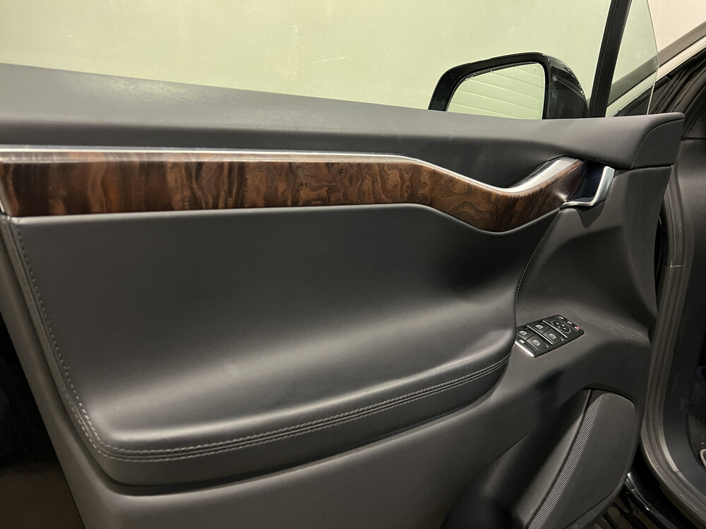 Tesla Modell X 100D 417PS 2018, SP-226-L