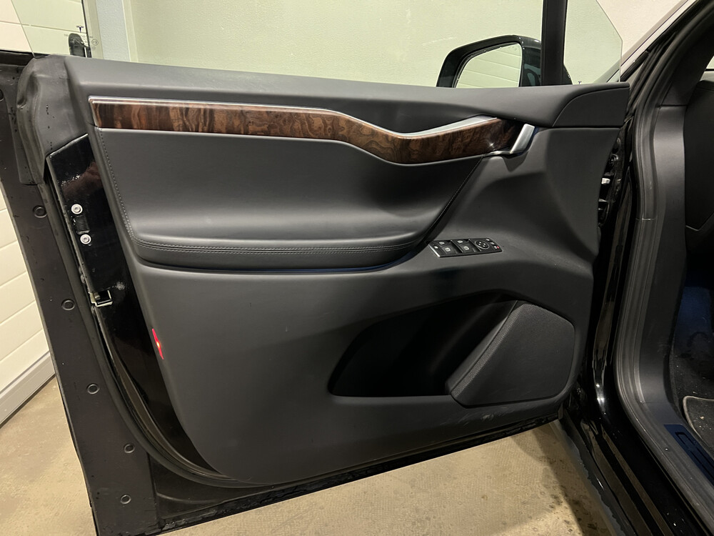 Tesla Modell X 100D 417PS 2018, SP-226-L