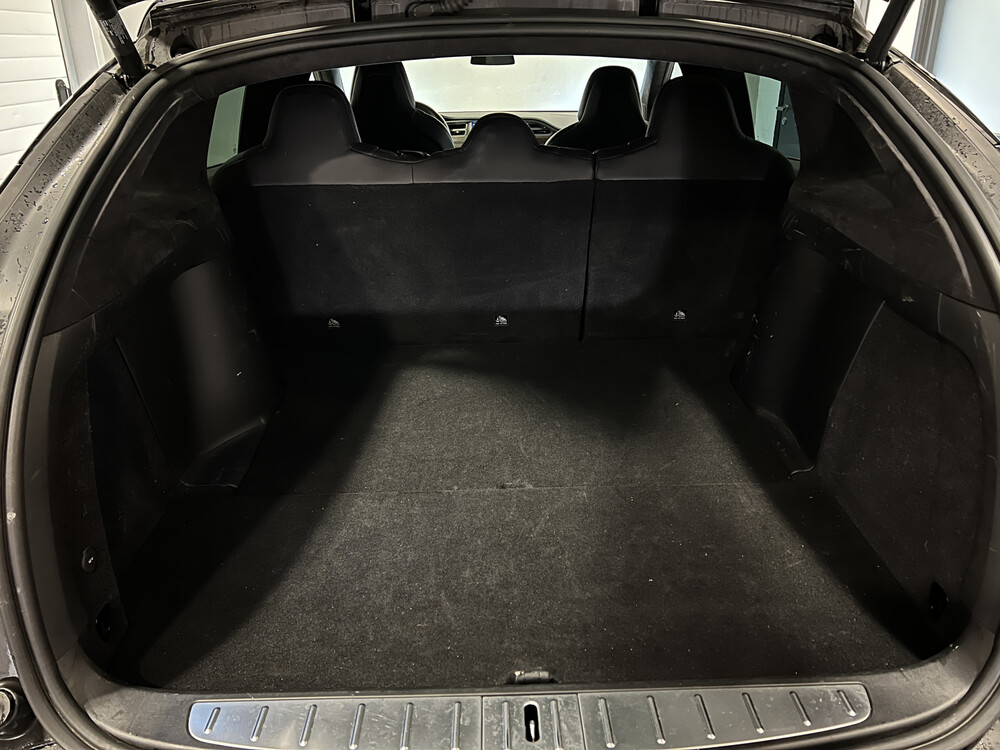 Tesla Modell X 100D 417PS 2018, SP-226-L