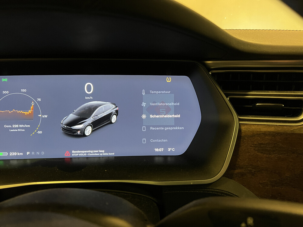 Tesla Modell X 100D 417PS 2018, SP-226-L