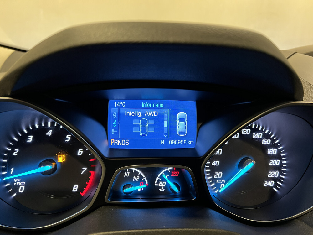 Ford Kuga Titanium Plus 4WD 182PS 2015, N-616-PP