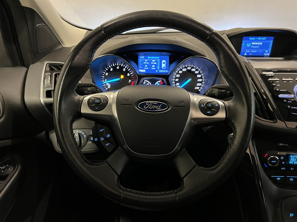 Ford Kuga Titanium Plus 4WD 182PS 2015, N-616-PP