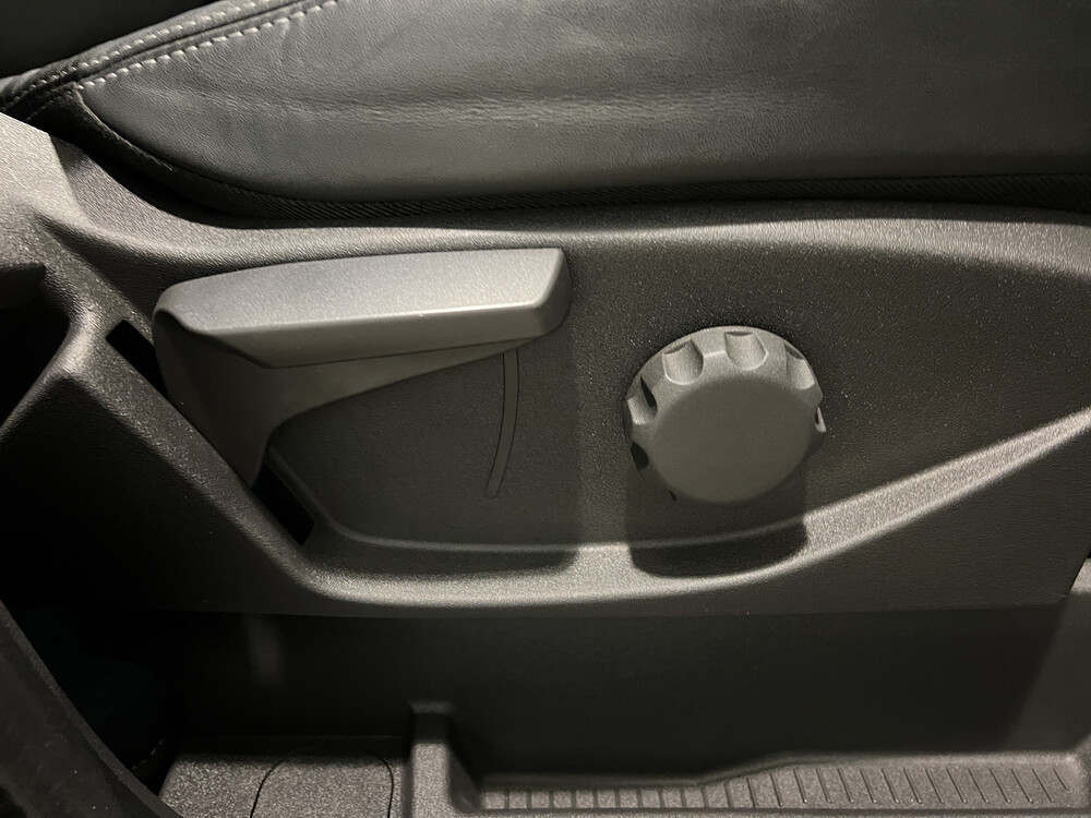 Ford Kuga Titanium Plus 4WD 182PS 2015, N-616-PP