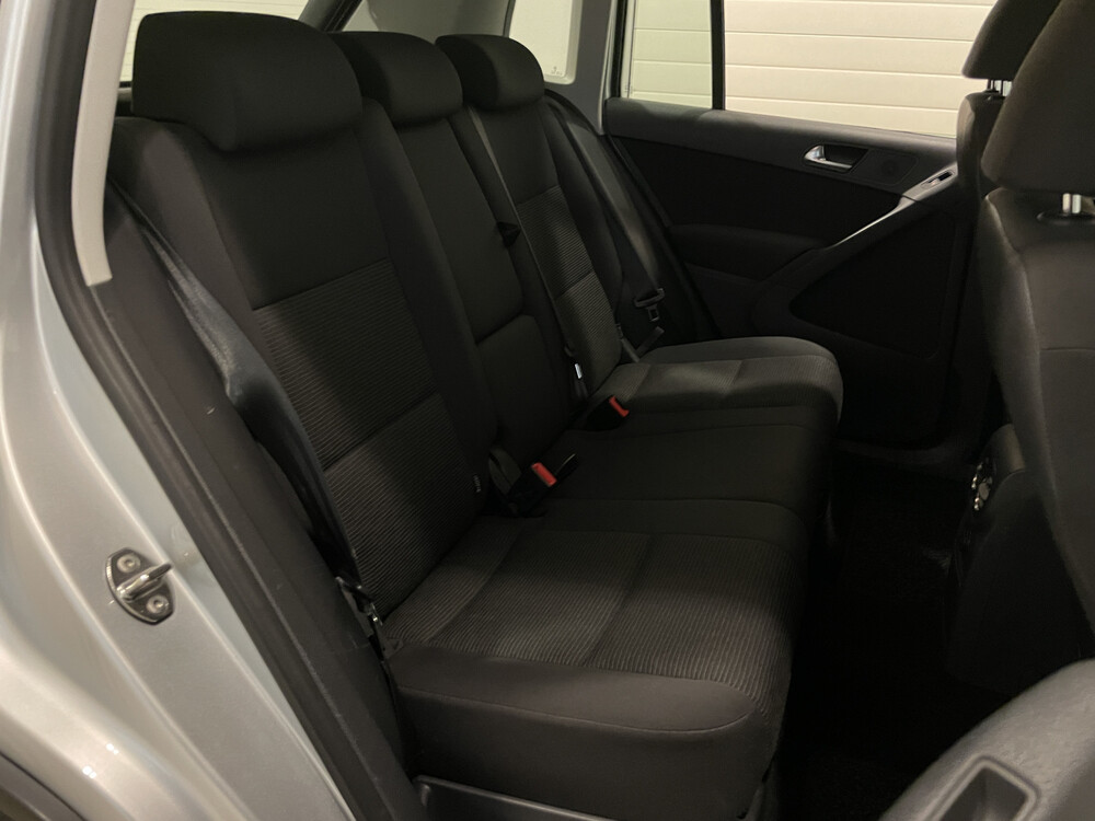 Volkswagen Tiguan TSI Komfort & Design 2012, 84-TKR-5.