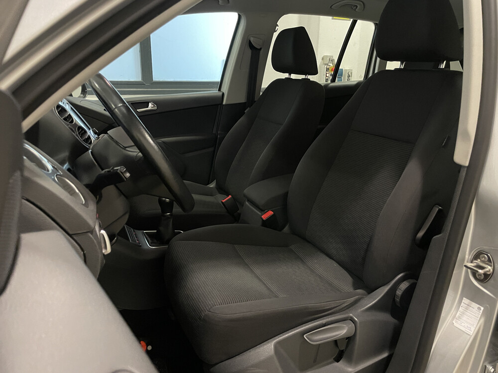 Volkswagen Tiguan TSI Komfort & Design 2012, 84-TKR-5.