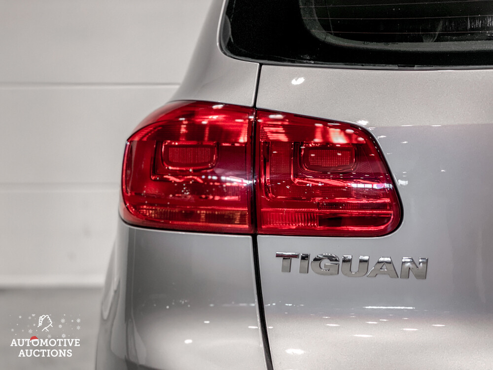 Volkswagen Tiguan TSI Komfort & Design 2012, 84-TKR-5.