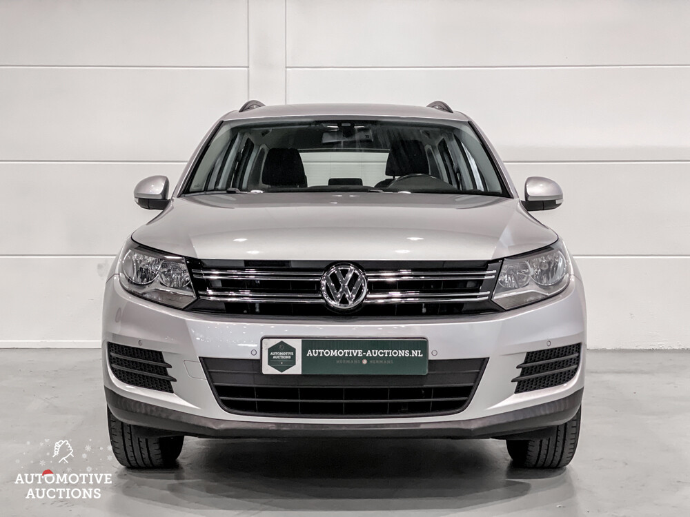 Volkswagen Tiguan TSI Komfort & Design 2012, 84-TKR-5.