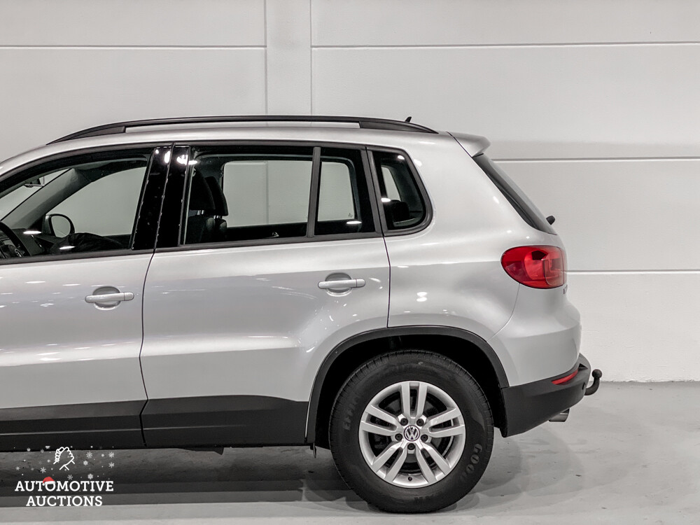 Volkswagen Tiguan TSI Komfort & Design 2012, 84-TKR-5.