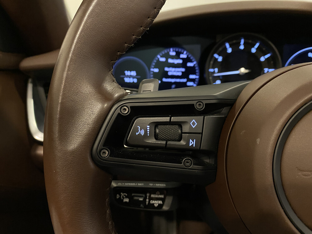 Porsche 911 Carrera 4s 992 SportChrono 3.0 450hp SportDesign Cabriolet 2019, H-643-ZL.