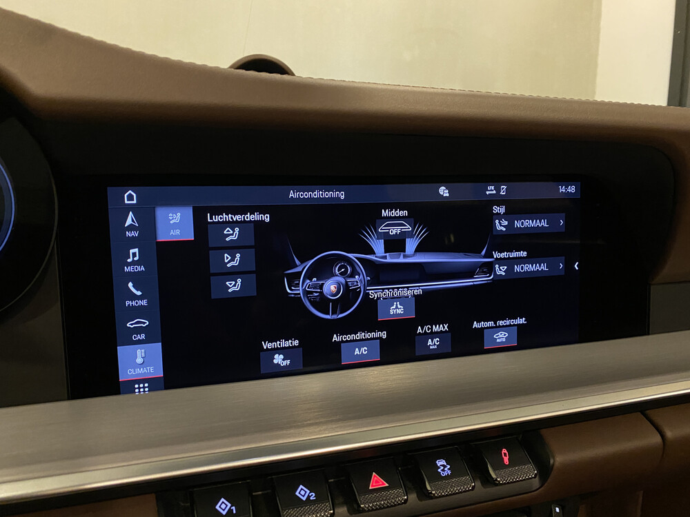 Porsche 911 Carrera 4s 992 SportChrono 3.0 450hp SportDesign Cabriolet 2019, H-643-ZL.