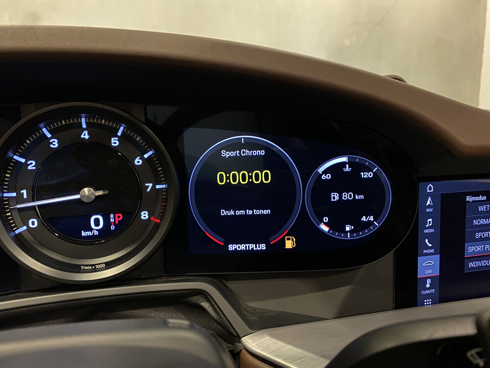 Porsche 911 Carrera 4s 992 SportChrono 3.0 450hp SportDesign Cabriolet 2019, H-643-ZL.